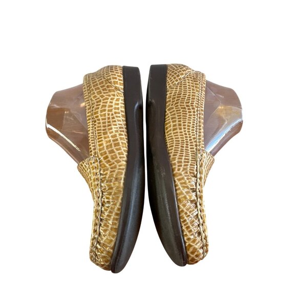 SAS Size 8N Women’s Business Casual Class Comfort Shoes Gold/ Beige Print - Picture 11 of 13